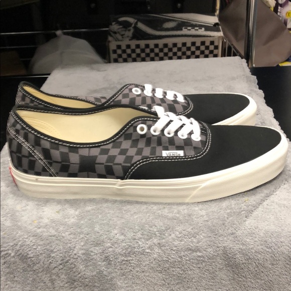 Vans Authentic Warped Check Black and Gray Checkerboard Sneakers Low-Top - Picture 1 of 6